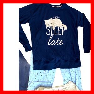Lot of 3 Pajamas / Jenni - Size Small